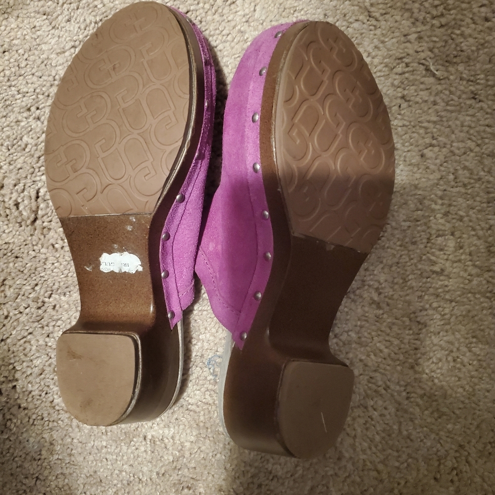 Ugg Clogs - Picture 3 of 3